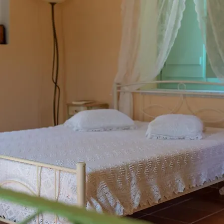 וילה Vasiliki Traditional House In Mani With Sea View *