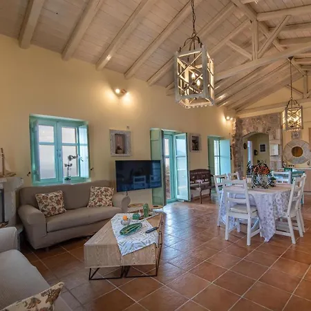 Vasiliki Traditional House In Mani With Sea View וילה אראופוליס