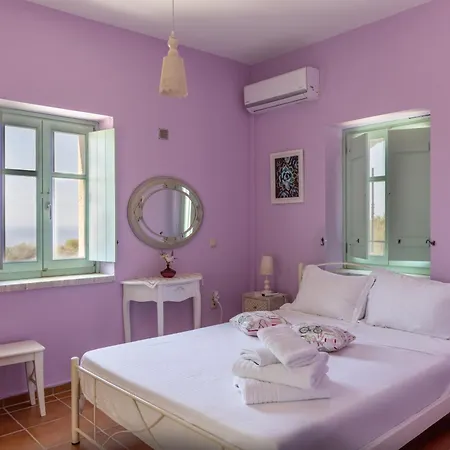 וילה Vasiliki Traditional House In Mani With Sea View *