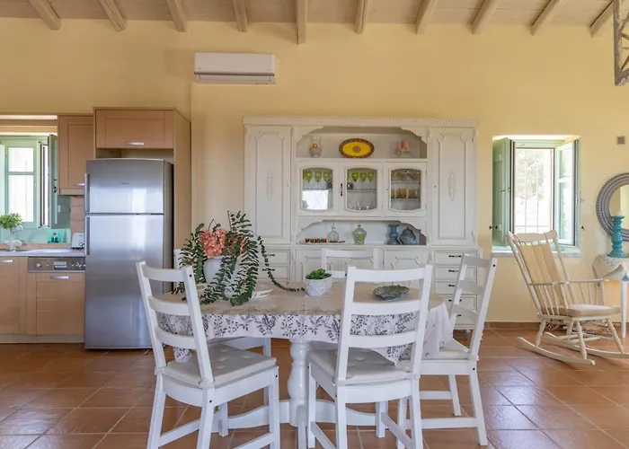 Vasiliki Traditional House In Mani With Sea View Вилла Ареополис