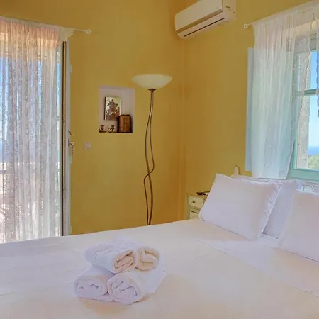 Vasiliki Traditional House In Mani With Sea View فيلة أريبوليس