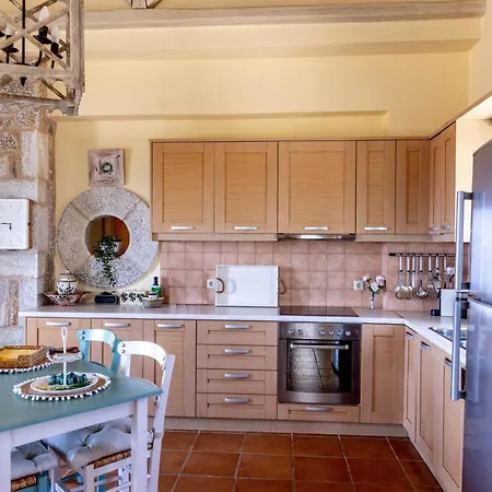 Vasiliki Traditional House In Mani With Sea View فيلة *