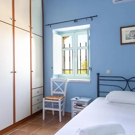 فيلة Vasiliki Traditional House In Mani With Sea View *